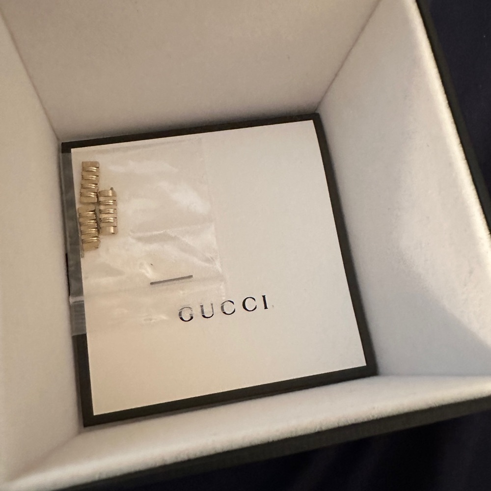 Gucci Watch - Picture 5 of 5